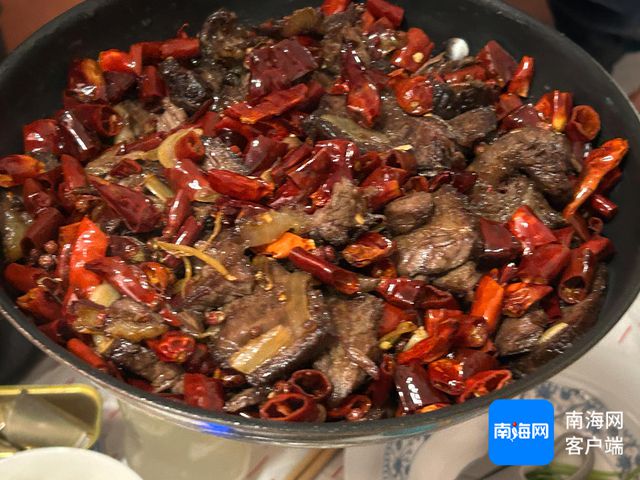 愁与宿舍里的年俗 海南姑娘在德国过中国年麻将胡了海外过年很“家乡” 舌尖上的乡(图4)
